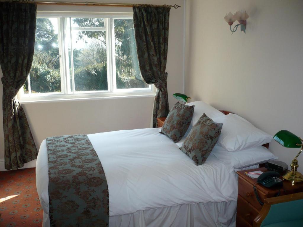 Ash House Hotel Martock Room photo