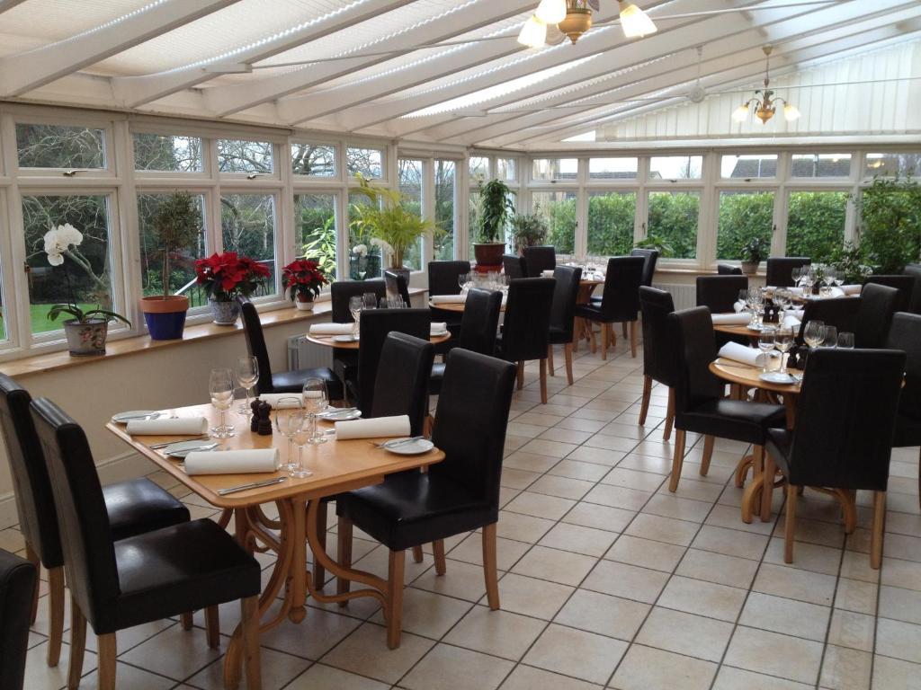 Ash House Hotel Martock Exterior photo