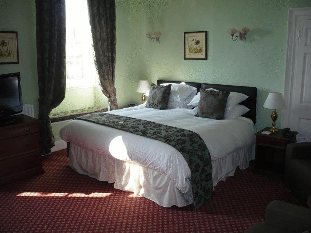 Ash House Hotel Martock Room photo